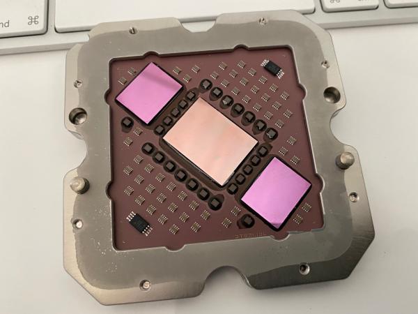 IBM POWER6 MCM TOP - LARGE